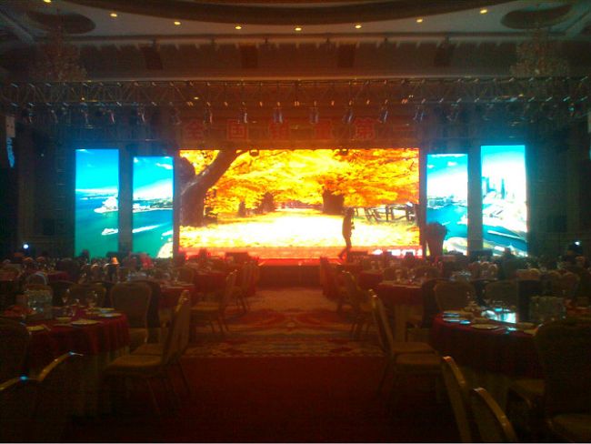 團(tuán)拜會(huì)